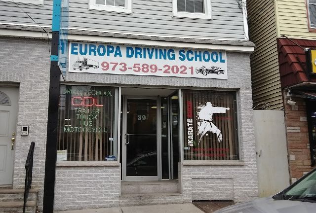 NORTH AVE. DRIVING SCHOOL